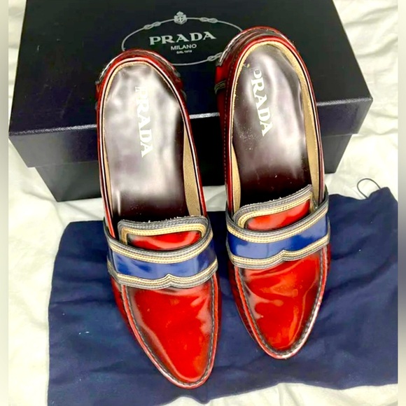 25% PRICE DROP!! $225 (was $295)
GORGEOUS PRADA Loafers - Picture 2 of 14